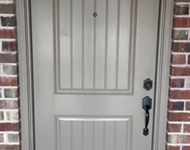 1419 Ascot Avenue - Photo Thumbnail 2