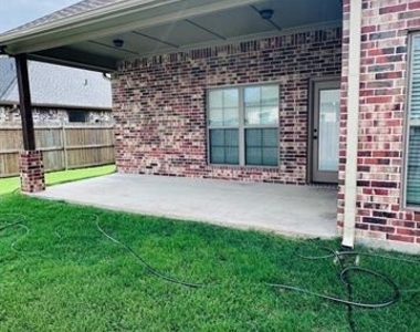 1419 Ascot Avenue - Photo Thumbnail 3