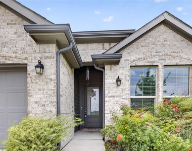 4829 Porque Court - Photo Thumbnail 1