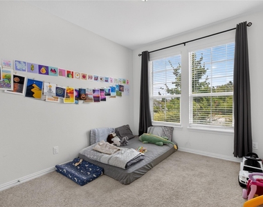 4829 Porque Court - Photo Thumbnail 2
