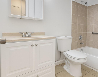 1151 Ne 17th Court - Photo Thumbnail 3