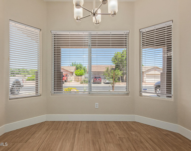 3556 N 143rd Lane - Photo Thumbnail 8
