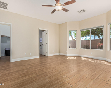 3556 N 143rd Lane - Photo Thumbnail 14