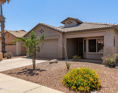 3556 N 143rd Lane - Photo Thumbnail 2