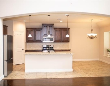 1590 Reserve Road - Photo Thumbnail 4