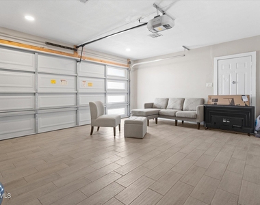 1211 W Palomino Drive - Photo Thumbnail 23