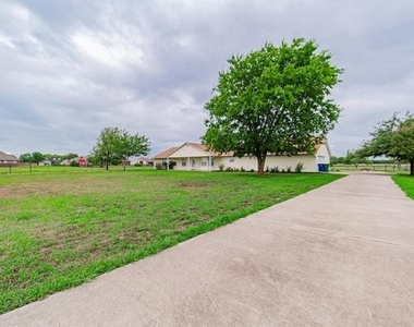 3642 Fm 1565 - Photo Thumbnail 11