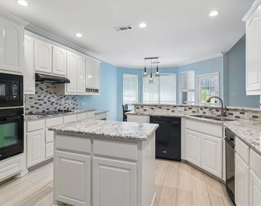 101 Independence Place - Photo Thumbnail 2