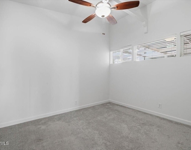 5420 N 82nd Street - Photo Thumbnail 21