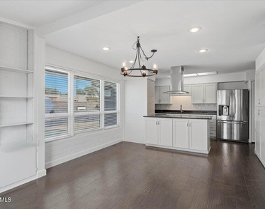 5420 N 82nd Street - Photo Thumbnail 12