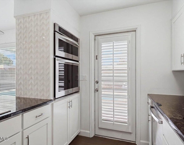 5420 N 82nd Street - Photo Thumbnail 13