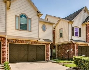 1041 Colonial Drive - Photo Thumbnail 1