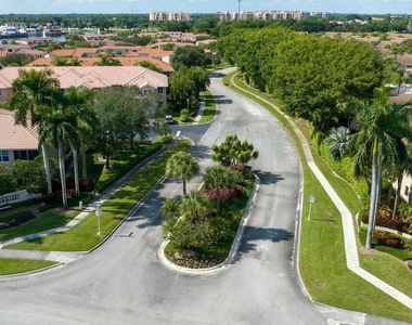 22791 Trelawny Terrace - Photo Thumbnail 31