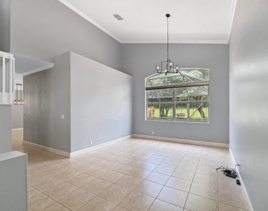 11131 Laurel Walk Road - Photo Thumbnail 8