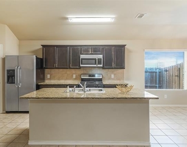 6353 Seagull Lane - Photo Thumbnail 8