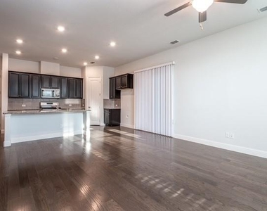 1029 Zachary Way - Photo Thumbnail 2