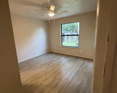 5205 Se Primrose Way - Photo Thumbnail 11