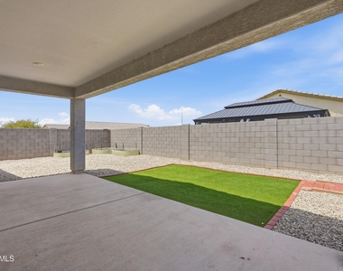1692 W Aztec Drive - Photo Thumbnail 36