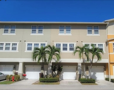 870 Marina Del Ray Lane - Photo Thumbnail 1