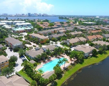 870 Marina Del Ray Lane - Photo Thumbnail 14