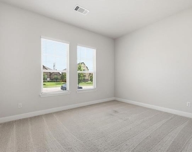 4017 Alpine Street - Photo Thumbnail 15