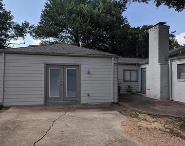 7303 Bucknell Drive - Photo Thumbnail 13