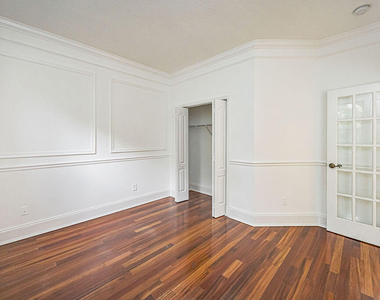 10704 Oak Bend Way - Photo Thumbnail 33