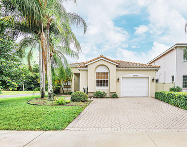 10704 Oak Bend Way - Photo Thumbnail 1