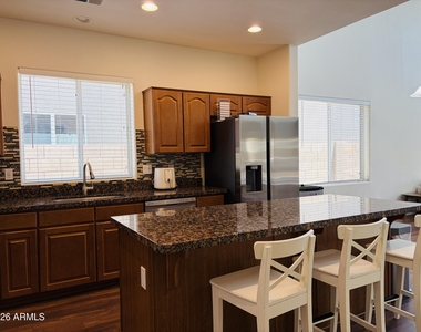 2753 W Peggy Drive - Photo Thumbnail 6