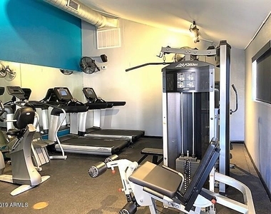 5995 N 78th Street - Photo Thumbnail 21
