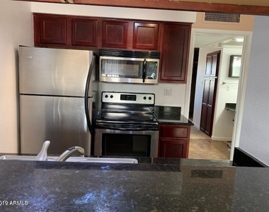 5995 N 78th Street - Photo Thumbnail 7