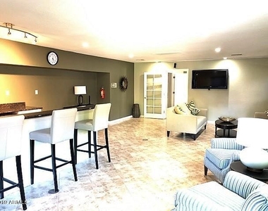 5995 N 78th Street - Photo Thumbnail 17