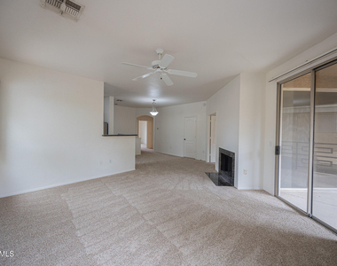 1411 E Orangewood Avenue - Photo Thumbnail 3