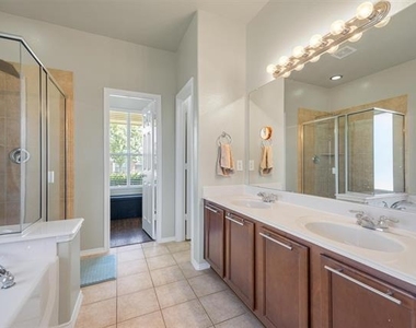 200 Shadybrook Drive - Photo Thumbnail 23