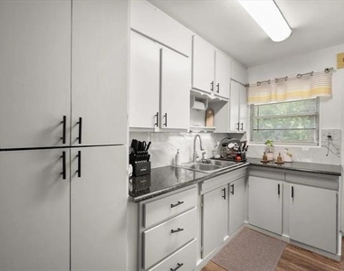 1704 Joyce Street - Photo Thumbnail 3