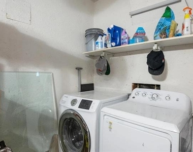 1704 Joyce Street - Photo Thumbnail 11