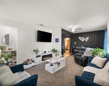 1704 Joyce Street - Photo Thumbnail 10