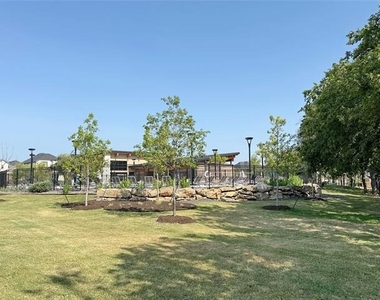 4513 Expedition Drive - Photo Thumbnail 31