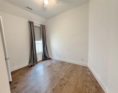 4513 Expedition Drive - Photo Thumbnail 24