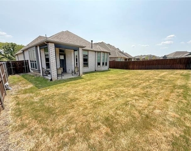 4513 Expedition Drive - Photo Thumbnail 30