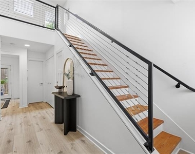 4214 Swiss Avenue - Photo Thumbnail 16