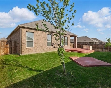 11112 Summer Rain Boulevard - Photo Thumbnail 33
