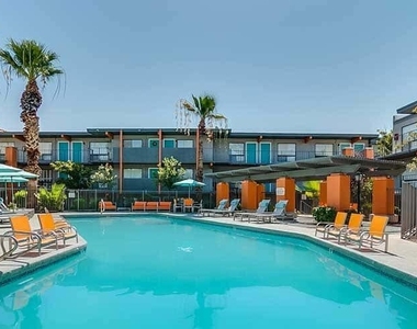 1930 E Camelback Road - Photo Thumbnail 13