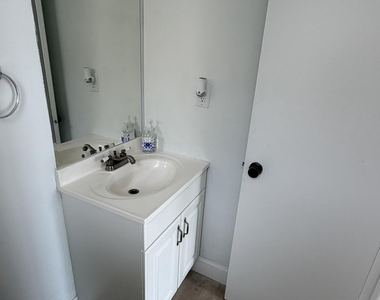 3590 Blue Lake Drive - Photo Thumbnail 9