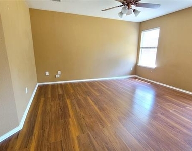 2717 Morningside Drive - Photo Thumbnail 18