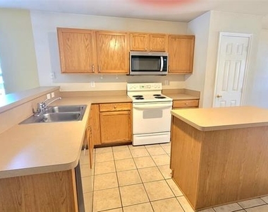 2717 Morningside Drive - Photo Thumbnail 23
