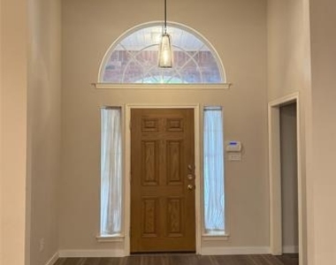 215 Springpark Drive - Photo Thumbnail 1