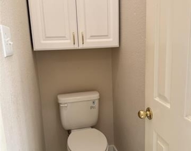 215 Springpark Drive - Photo Thumbnail 13
