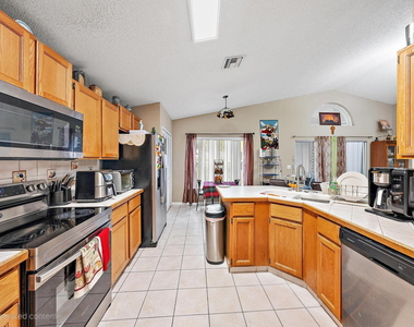 119 Hammocks Drive - Photo Thumbnail 2