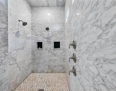 7108 Calypso Lane - Photo Thumbnail 19